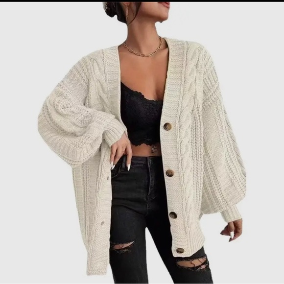 Green Small Loose Knit Cardigan Sweater - Picture 4 of 4